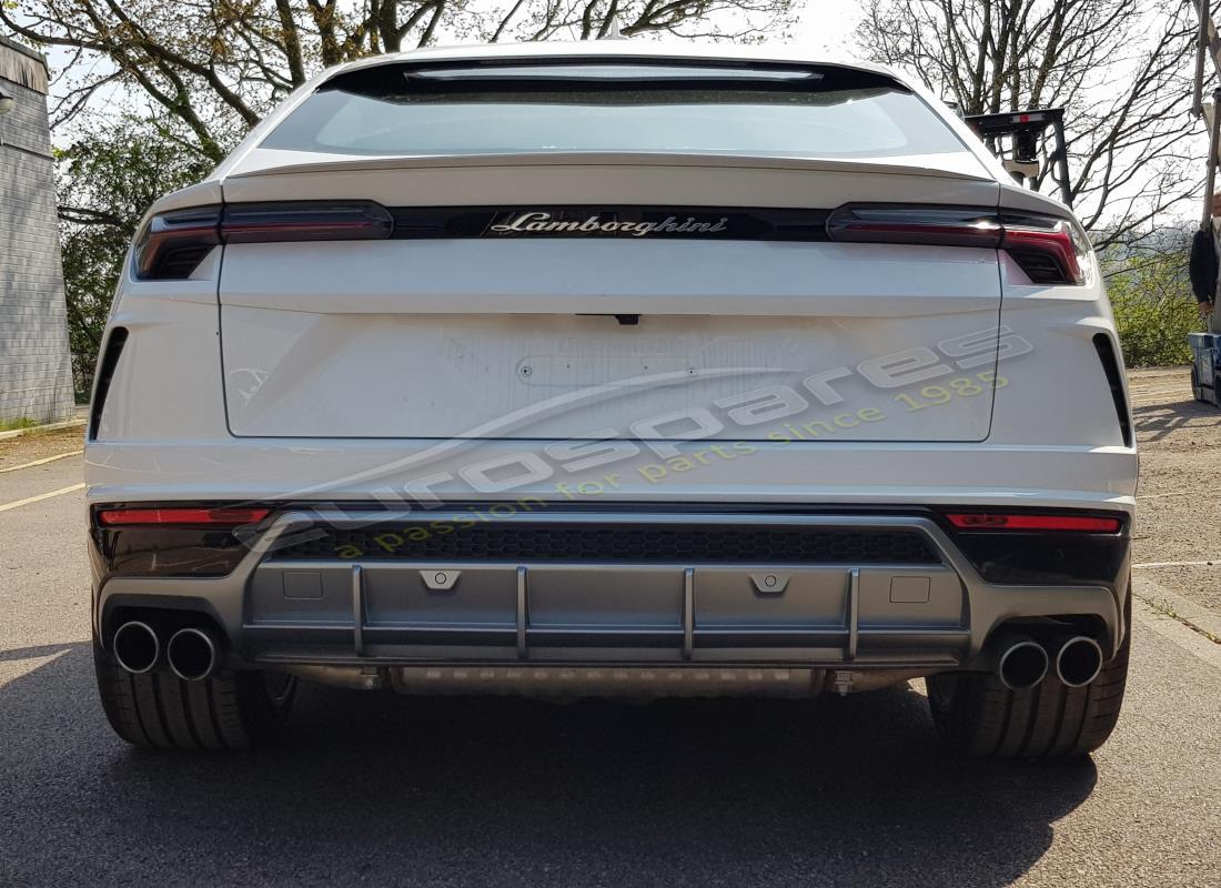 lamborghini urus (2019) con 200 millas, preparándose para el desmantelamiento de #4