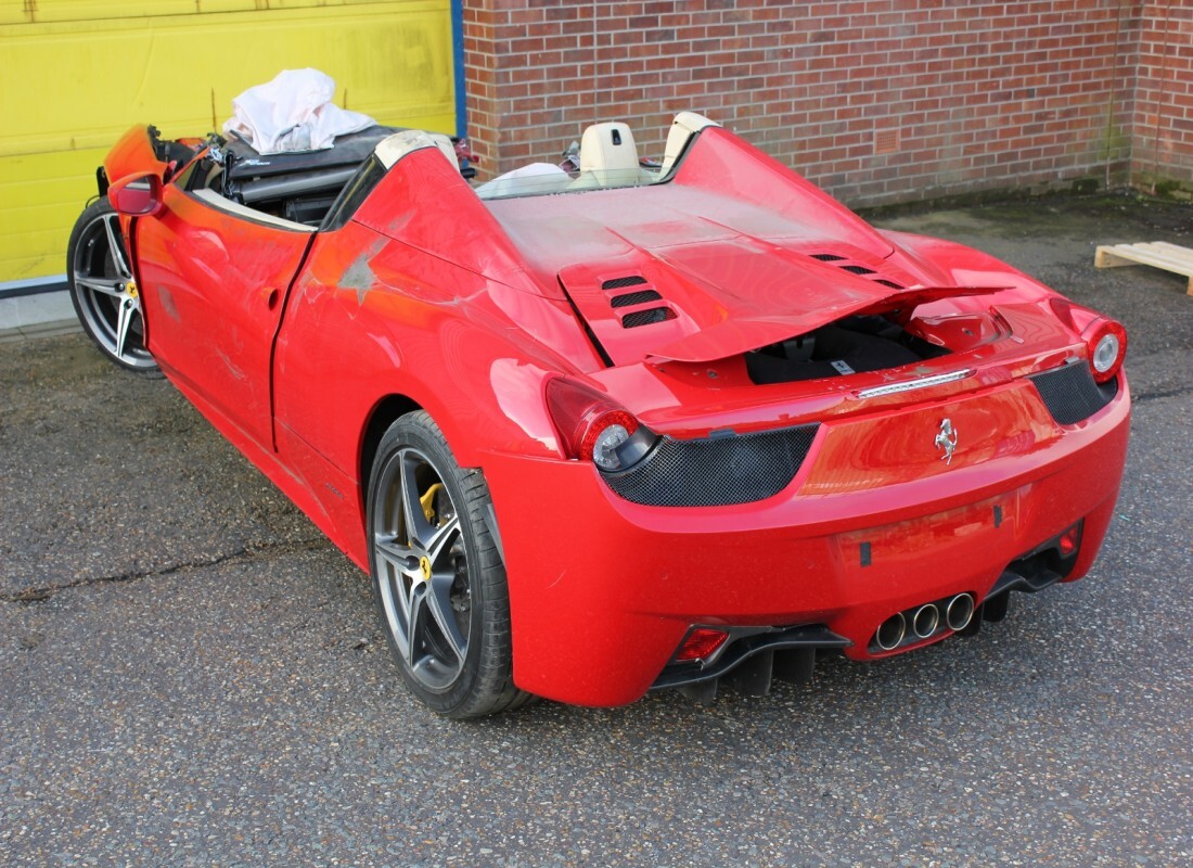 ferrari 458 spider (europe) con 869 millas, preparándose para el desmantelamiento #5