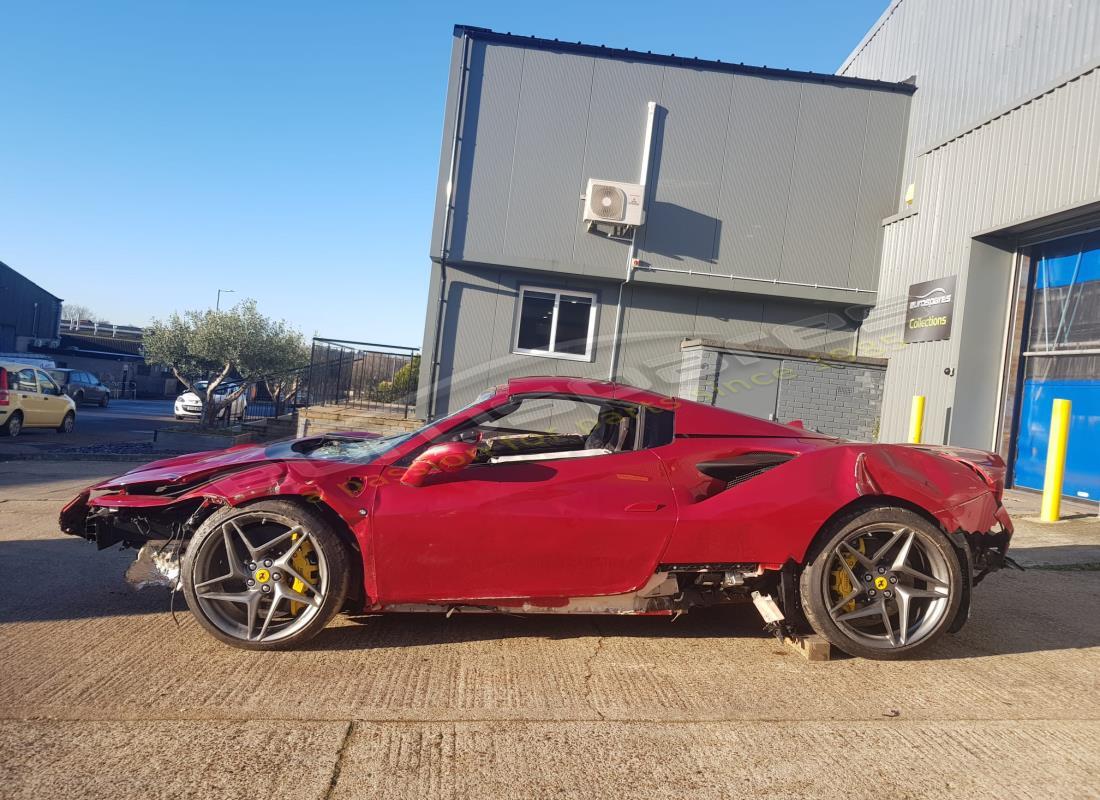 ferrari f8 spider con 940 millas, preparándose para el desmantelamiento #3
