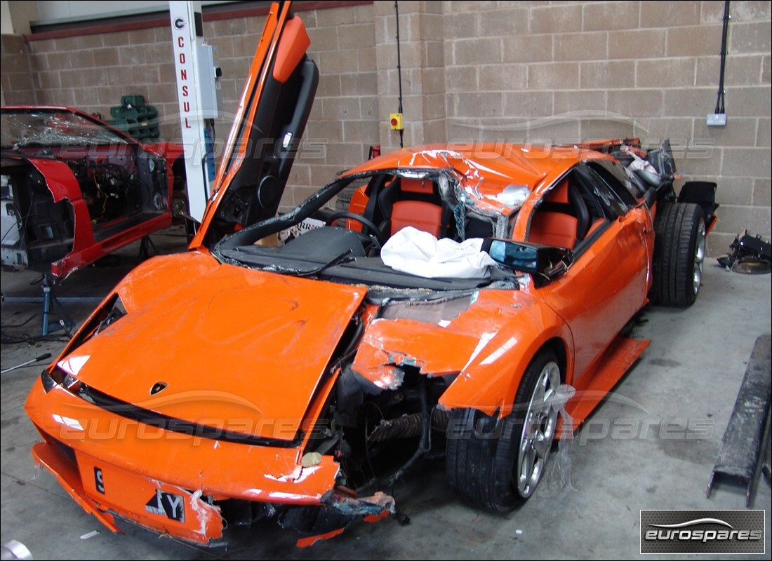 lamborghini murcielago coupe (2003) con 6,200 kilómetros, en preparación para desmantelamiento #3