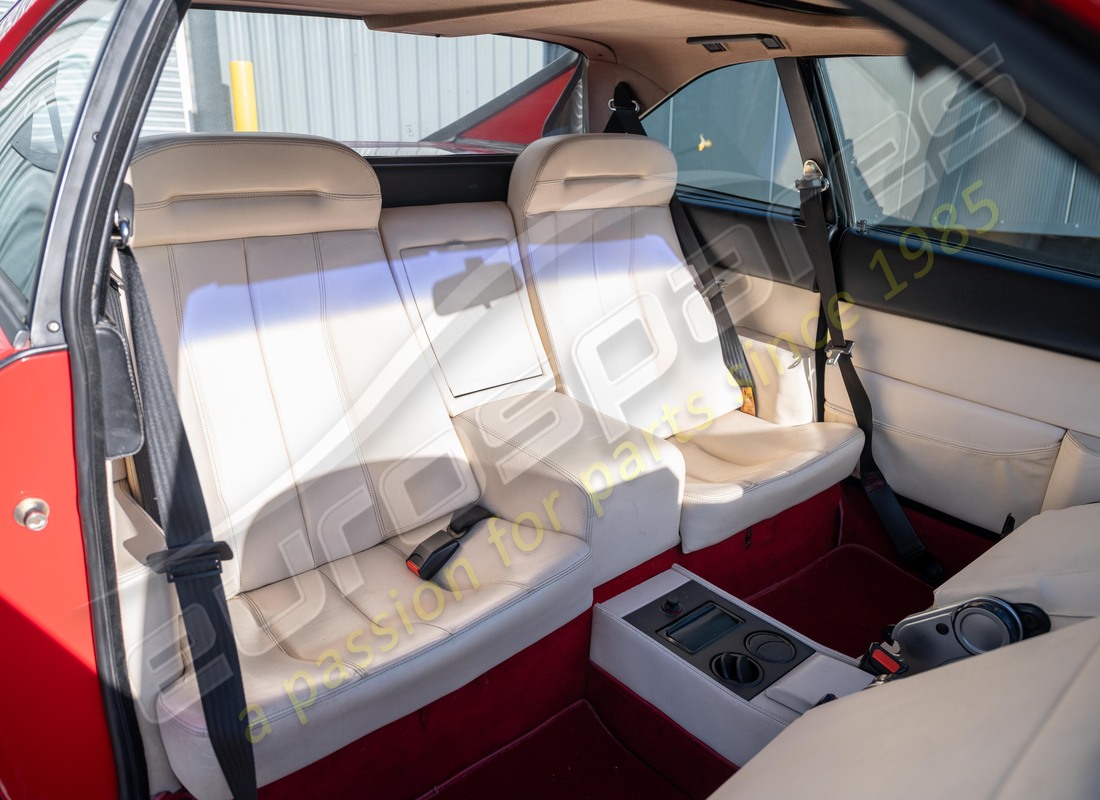 ferrari mondial 3.2 qv (1987) con 83223, preparándose para desmantelar #12