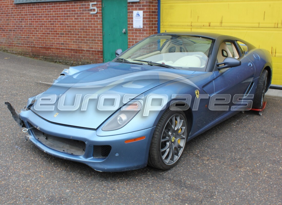 ferrari 599 gtb fiorano (europe) preparándose para el desmantelamiento en eurospares