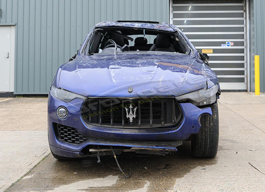 maserati levante (2017) con 41,527 miles, preparándose para desmantelar #8