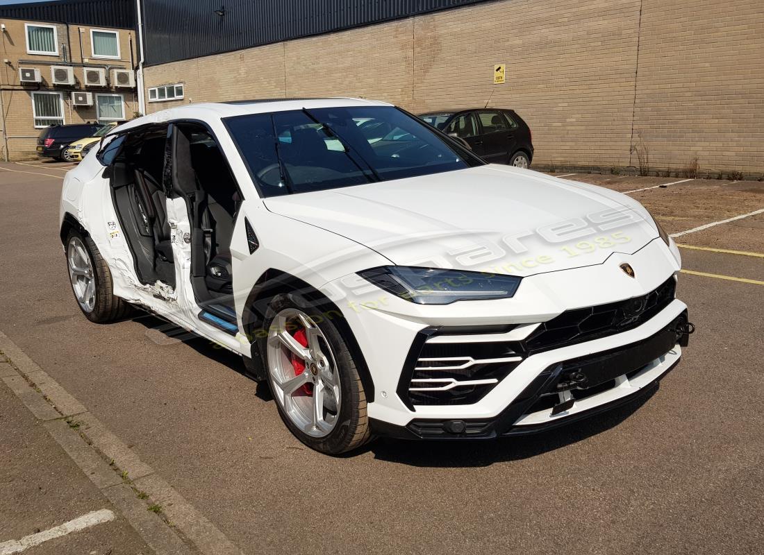 lamborghini urus (2019) con 200 millas, preparándose para el desmantelamiento de #7