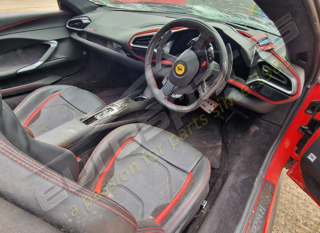 ferrari 296 gts con 2525 millas, preparándose para el desmantelamiento de #9