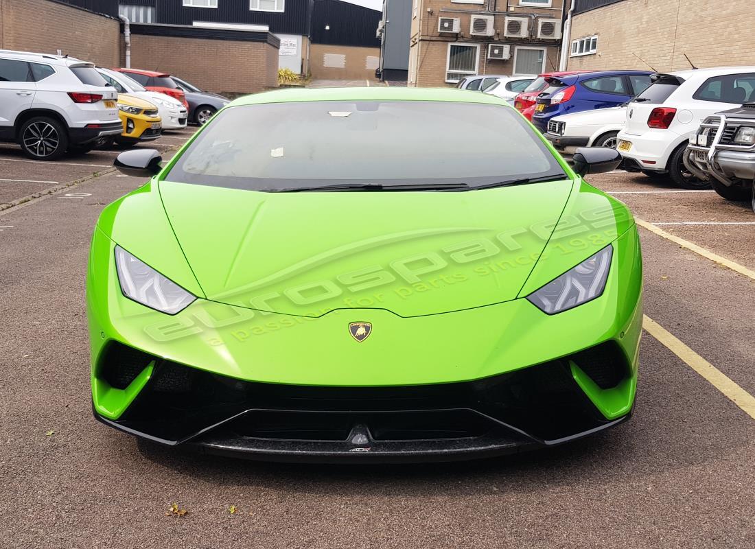lamborghini 2018 (performante coupe) con 6,976 miles, preparándose para desmantelar #8