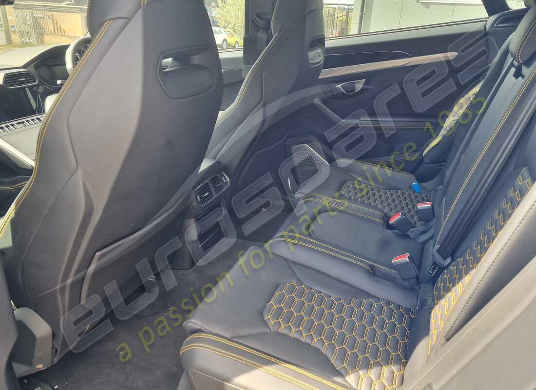 lamborghini urus (2020) con 13,163 miles, preparándose para desmantelar #12