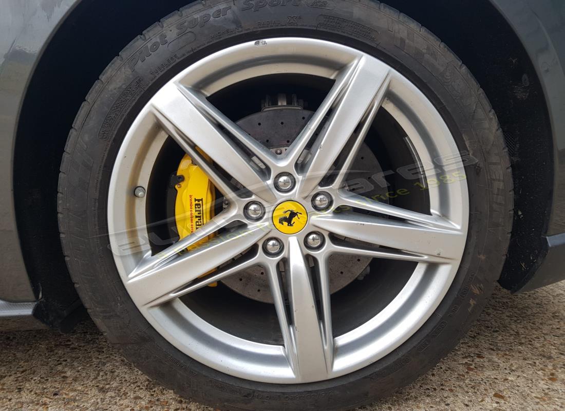 ferrari f12 berlinetta (rhd) con 16,082 miles, preparándose para desmantelar #19