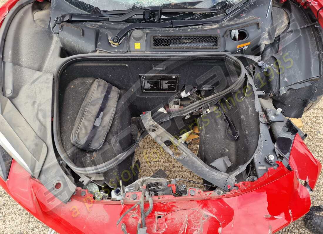 ferrari 296 gts con 2525 millas, preparándose para el desmantelamiento de #19