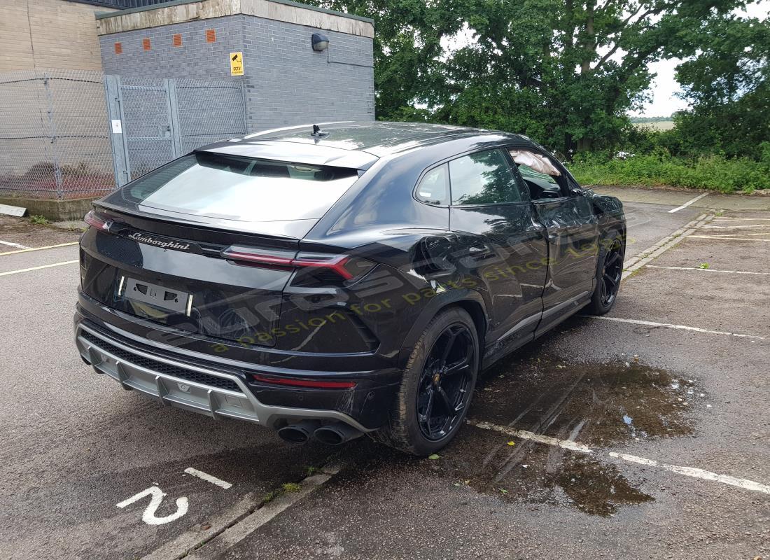 lamborghini urus (2019) con 7,805 miles, preparándose para desmantelar #5