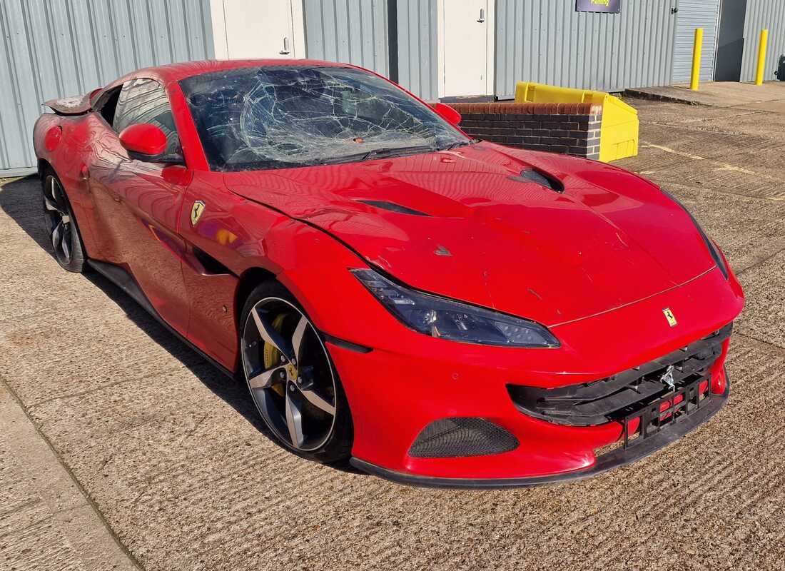 ferrari portofino m con 2000 millas, preparándose para el desmantelamiento #7