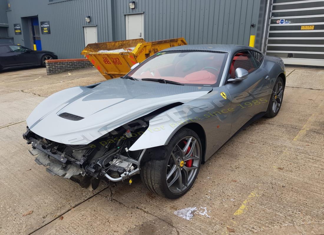 ferrari f12 berlinetta (europe) preparándose para el desmantelamiento en eurospares