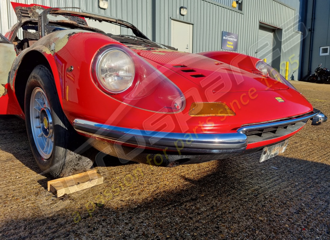 ferrari 246 dino (1975) con 58,145 miles, preparándose para desmantelar #17