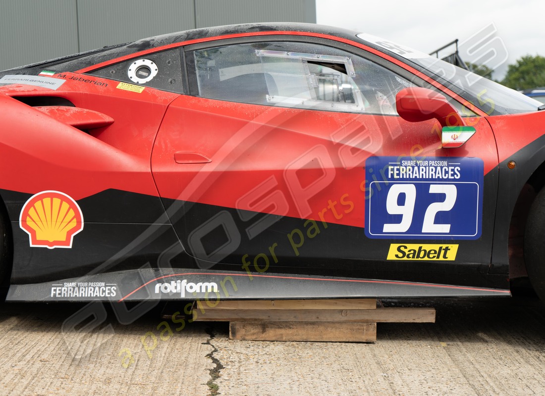 ferrari 488 challenge con 3900km, preparándose para desmantelar #10