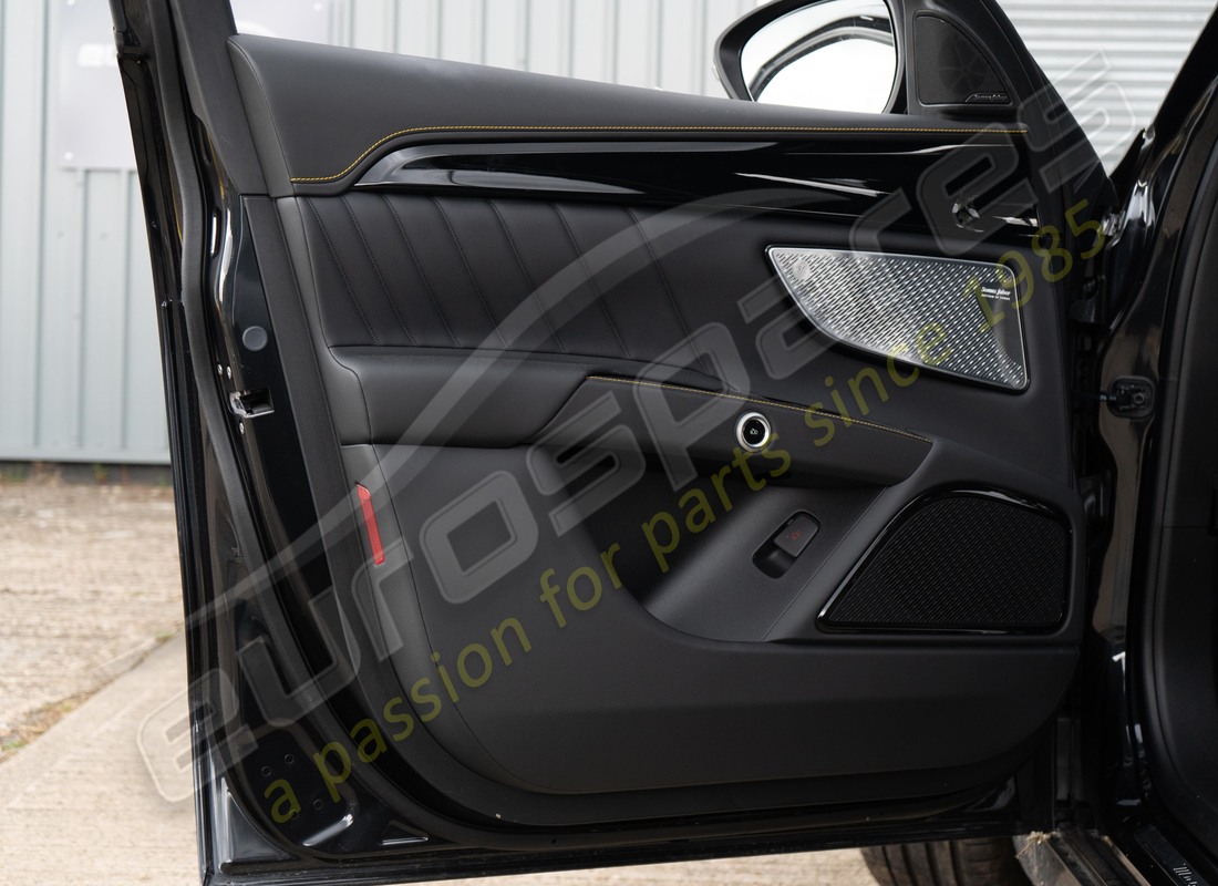 maserati grecale modena (2023) con 3233, preparándose para desmantelar #22