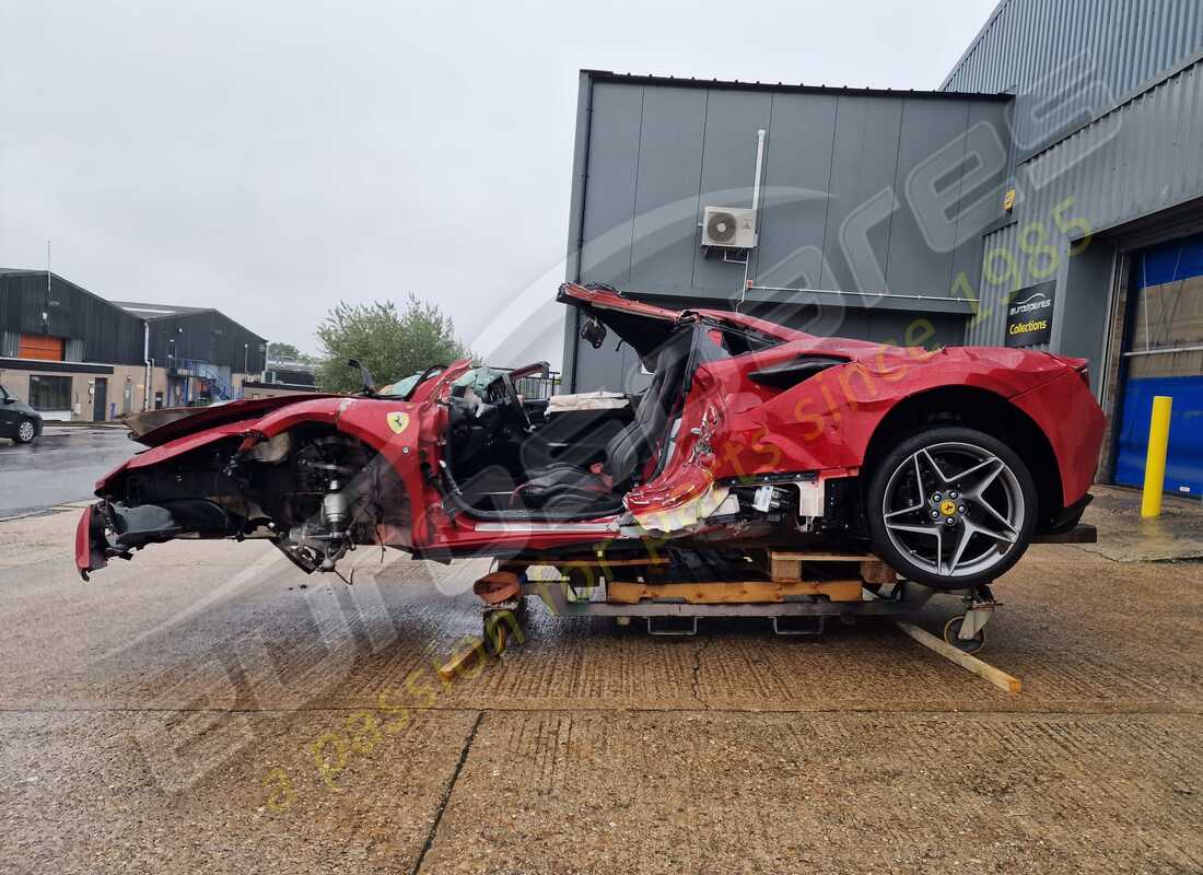 ferrari f8 tributo con 1,820 miles, preparándose para desmantelar #2