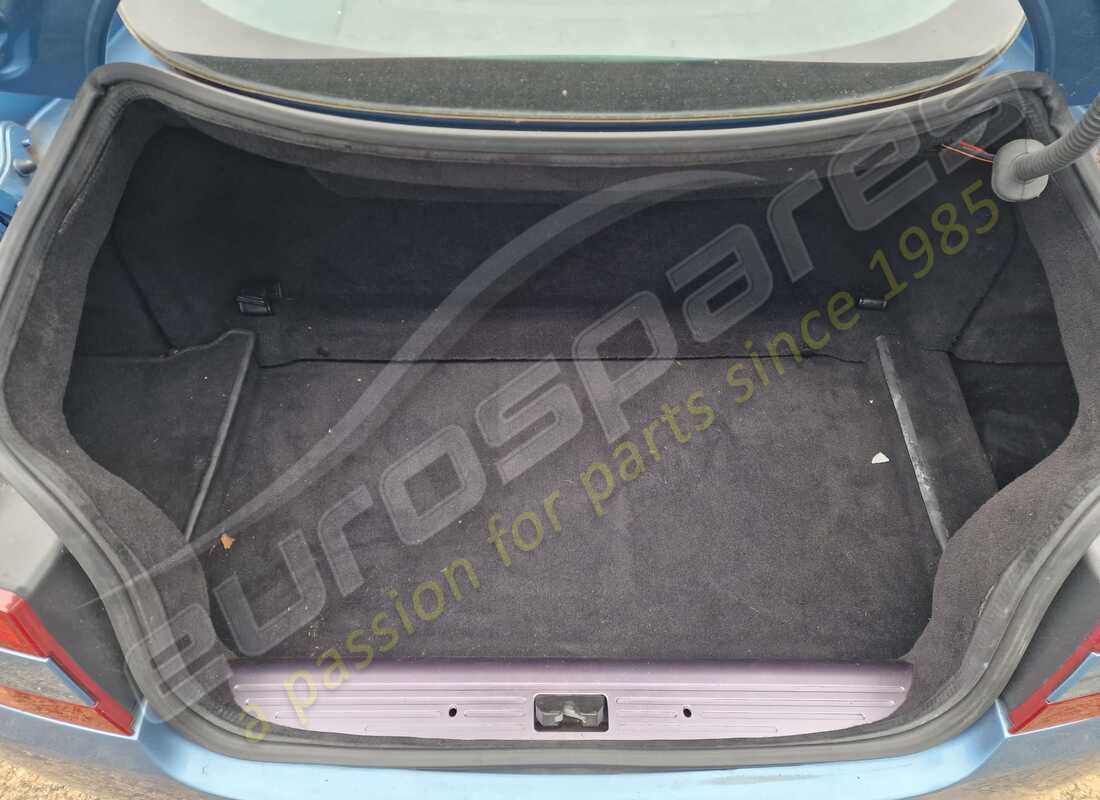 aston martin db9 (2007) con 100,275 miles, preparándose para desmantelar #17