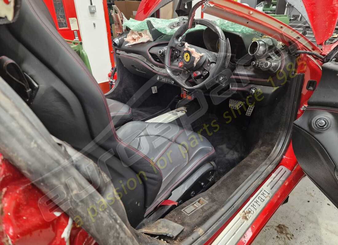 ferrari f8 tributo con 1,820 miles, preparándose para desmantelar #9