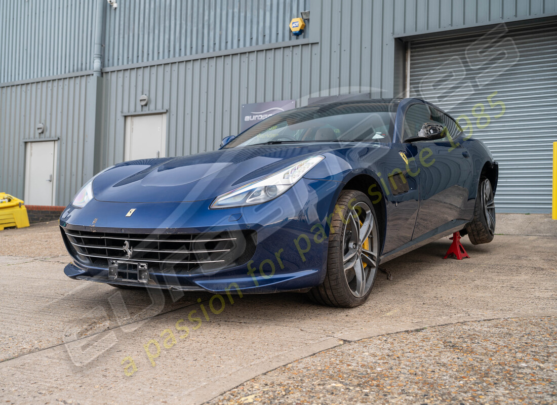 ferrari gtc4 lusso (rhd) con tbc, preparándose para el desmantelamiento #1