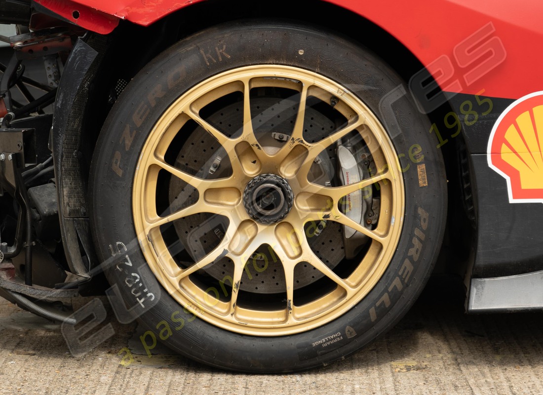 ferrari 488 challenge con 3900km, preparándose para desmantelar #27