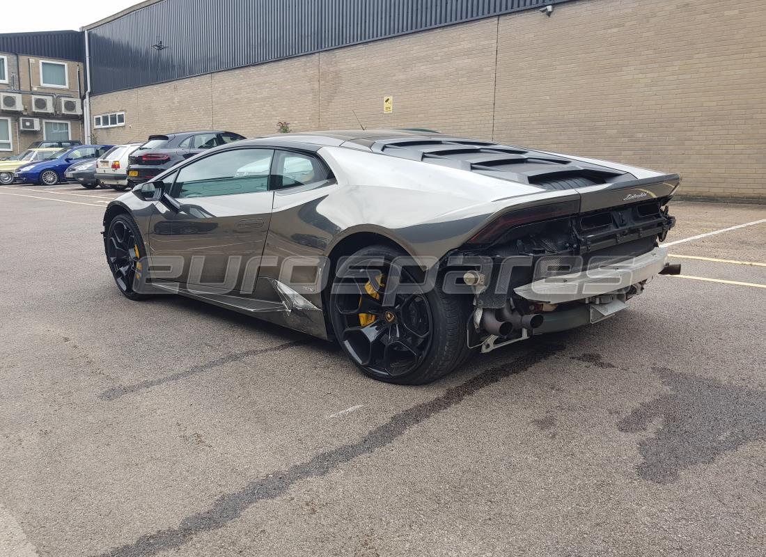 lamborghini 2016 (lp610-4 coupe) con 5,804 miles, preparándose para desmantelar #3