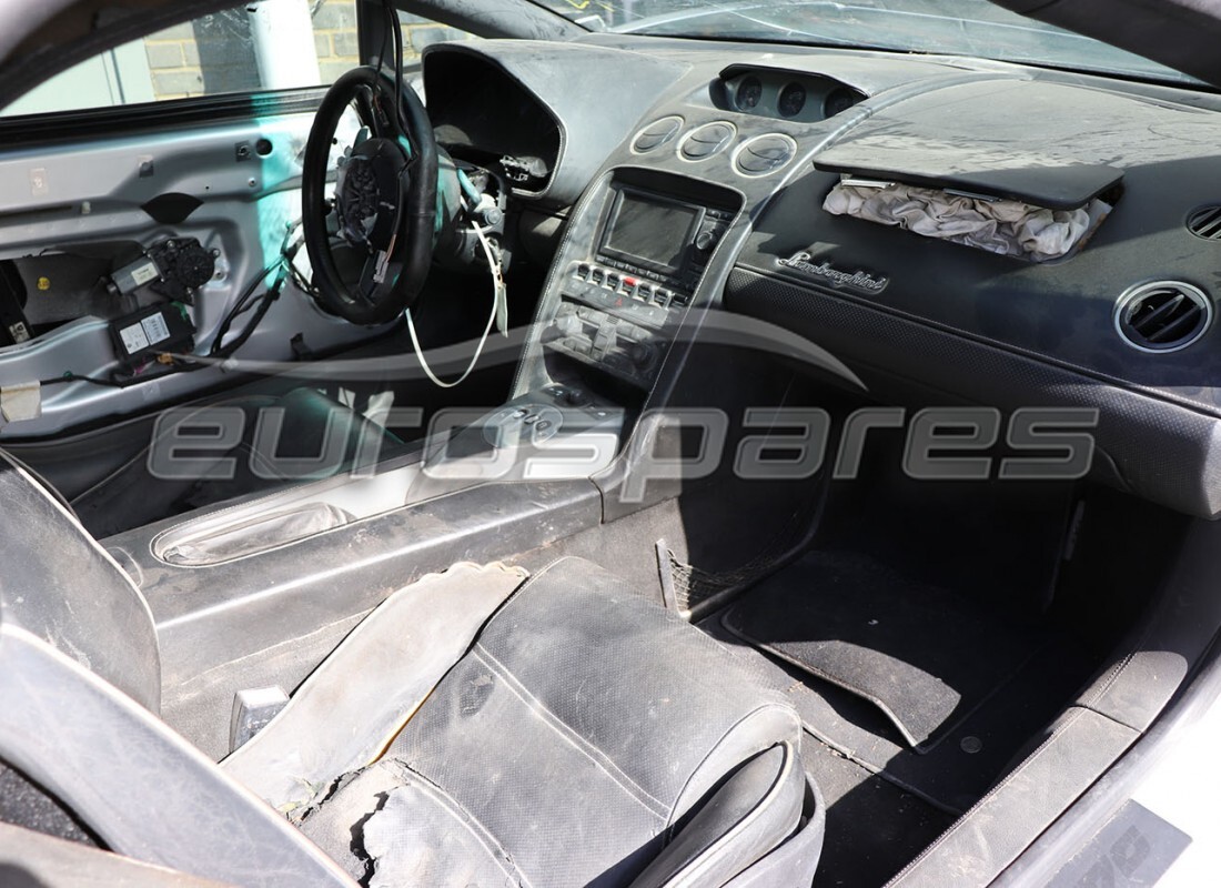 lamborghini gallardo spyder (2006) con 20,000 kilómetros, en preparación para desmantelamiento #10