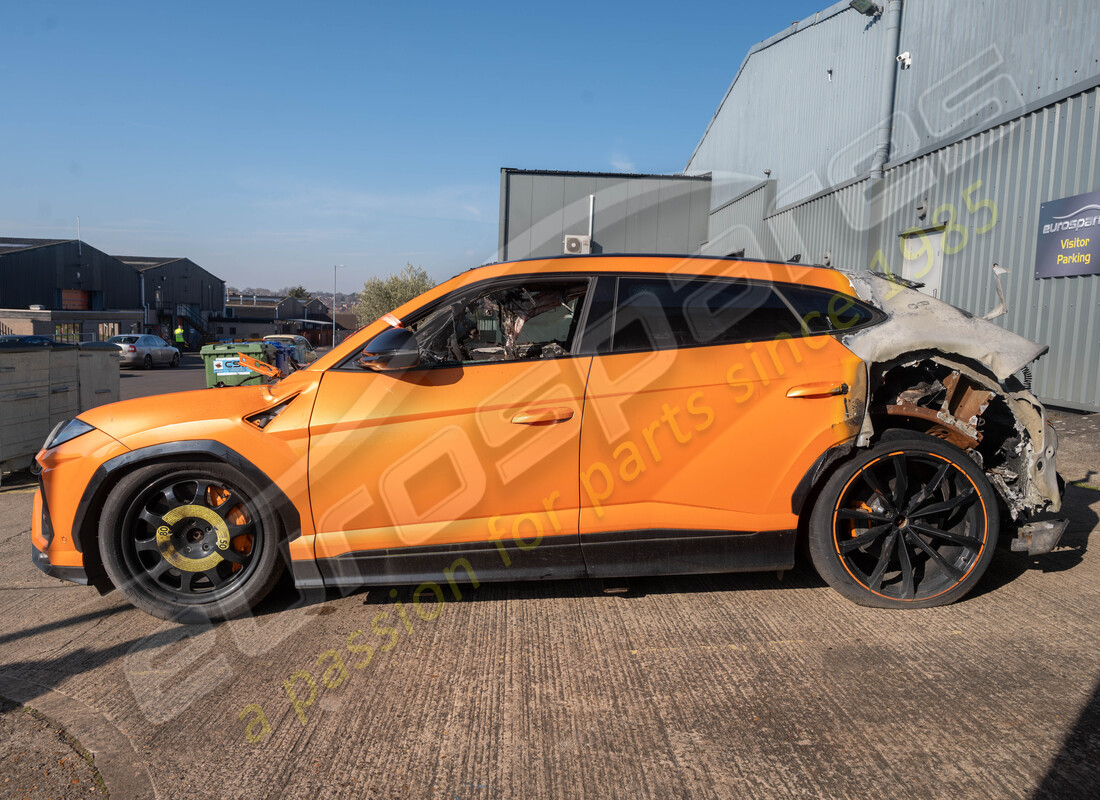 lamborghini urus (2021) con alrededor de 30k millas, preparándose para el desmantelamiento #2