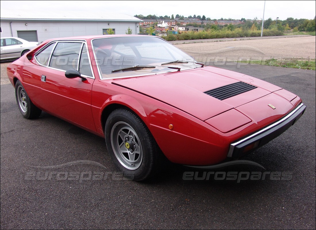 ferrari 308 gt4 dino (1979) con 54,824 kilómetros, en preparación para desmantelamiento #8