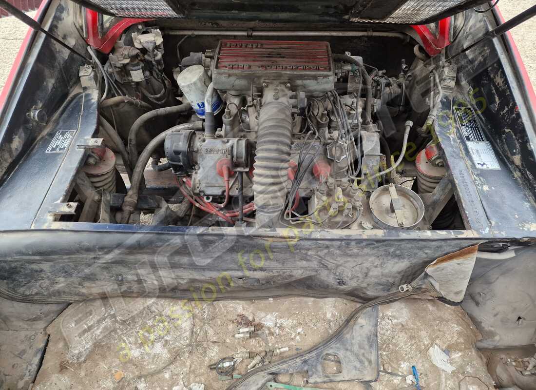 ferrari 328 (1985) con 28,673 kilómetros, en preparación para desmantelamiento #17