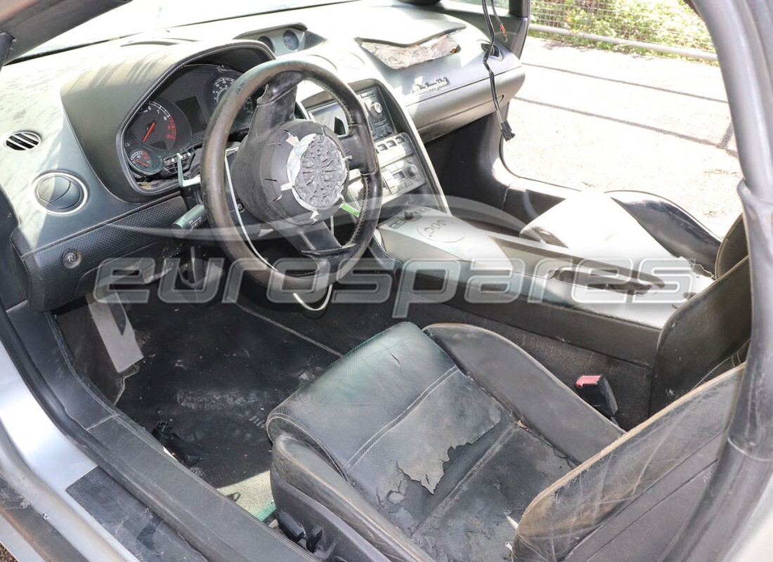 lamborghini gallardo spyder (2006) con 20,000 kilómetros, en preparación para desmantelamiento #9