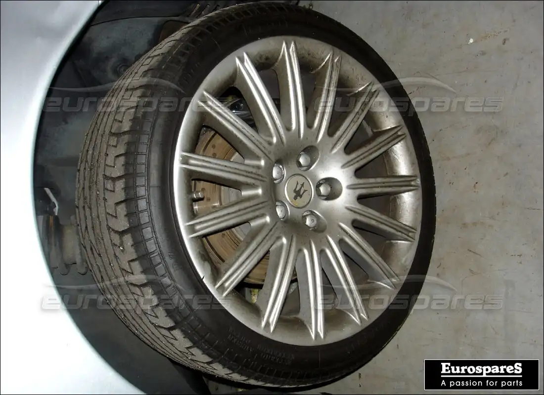 maserati 4200 coupe (2003) con 62,000 miles, preparándose para desmantelar #8