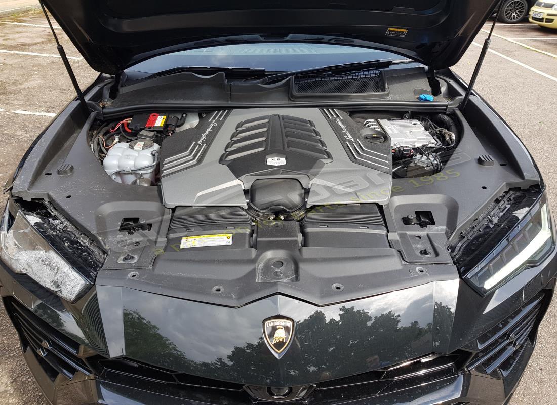 lamborghini urus (2019) con 7,805 miles, preparándose para desmantelar #18