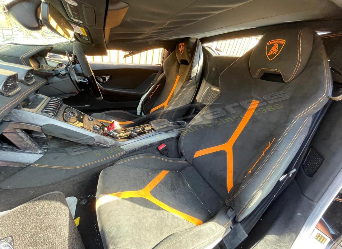 lamborghini performante spyder (2019) con 1,589 miles, preparándose para desmantelar #7