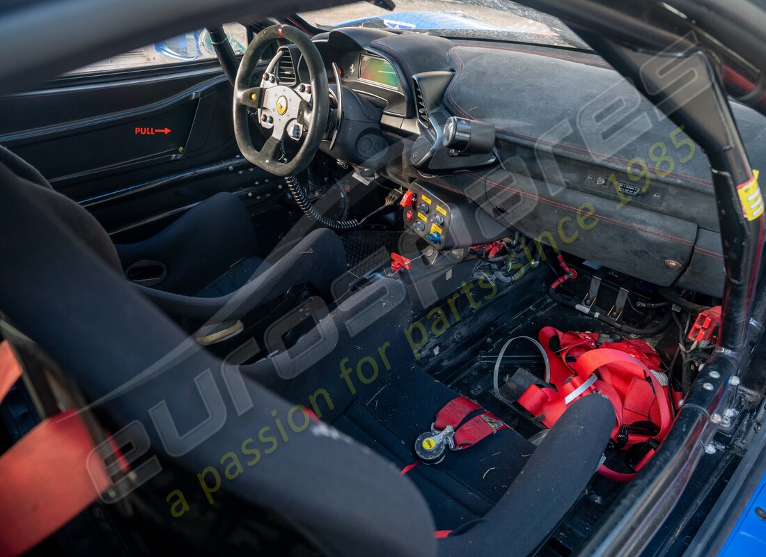 ferrari 458 challenge con 28080 kms, en preparación para el desmantelamiento #11