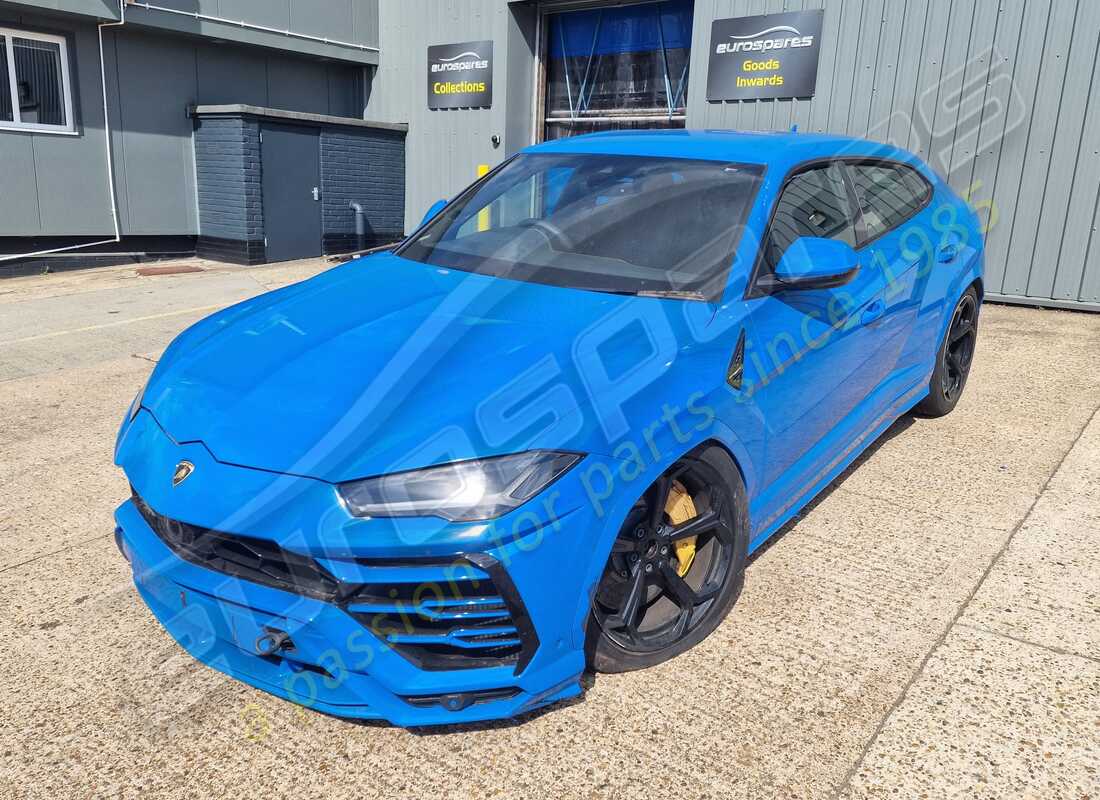 lamborghini urus (2020) preparándose para el desmantelamiento en eurospares