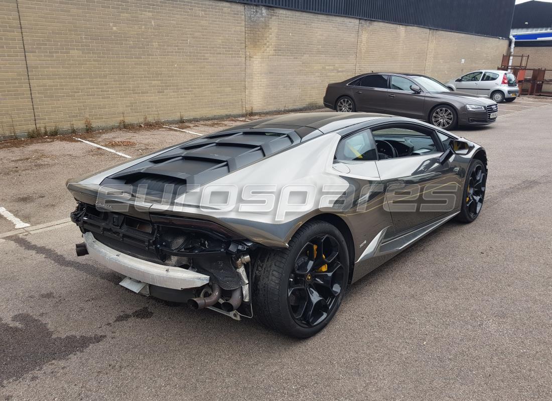 lamborghini 2016 (lp610-4 coupe) con 5,804 miles, preparándose para desmantelar #5