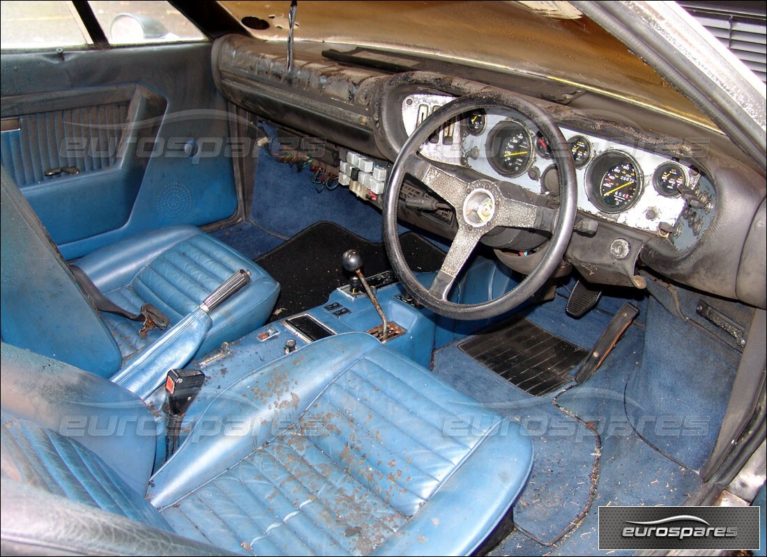 ferrari 308 gt4 dino (1976) con 26,000 miles, preparándose para desmantelar #9