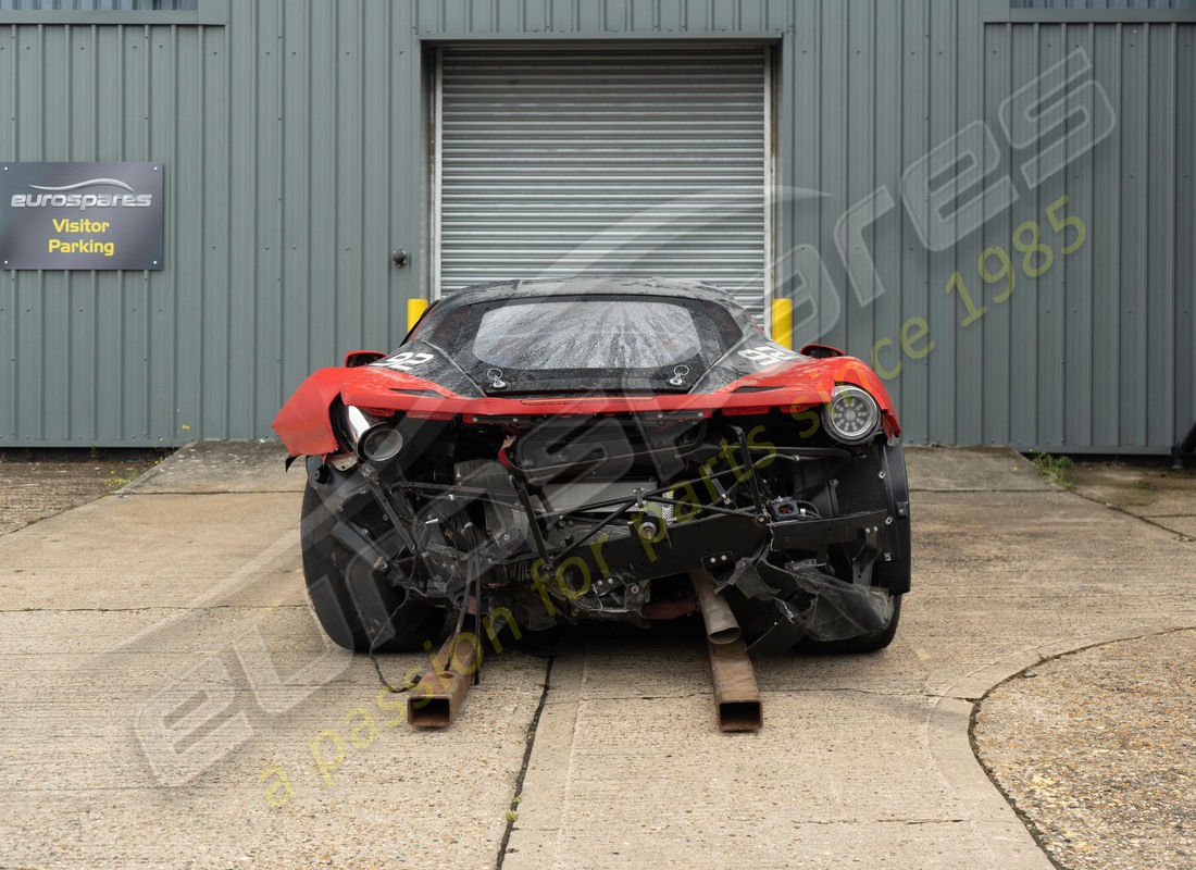 ferrari 488 challenge con 3900km, preparándose para desmantelar #4