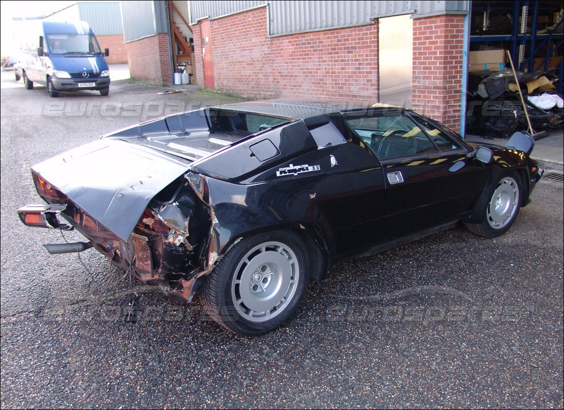 lamborghini jalpa 3.5 (1984) con 44,773 kilómetros, en preparación para desmantelamiento #10