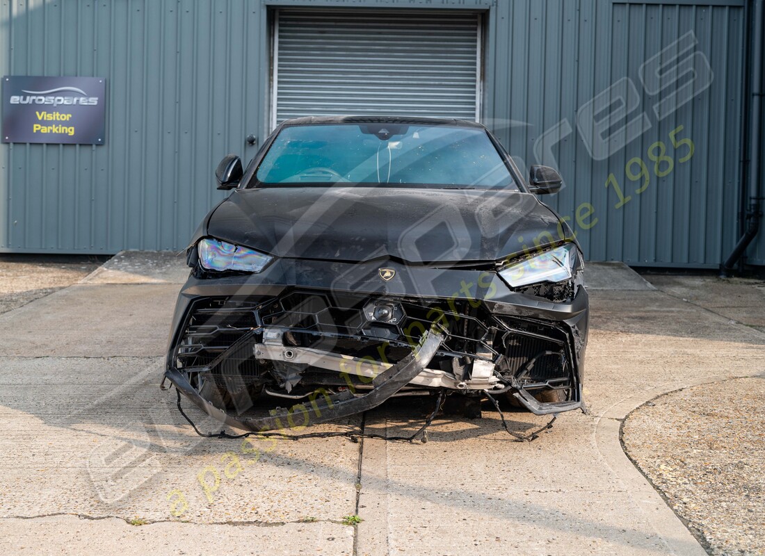 lamborghini urus (2022) con 11402, preparándose para el desmantelamiento #8