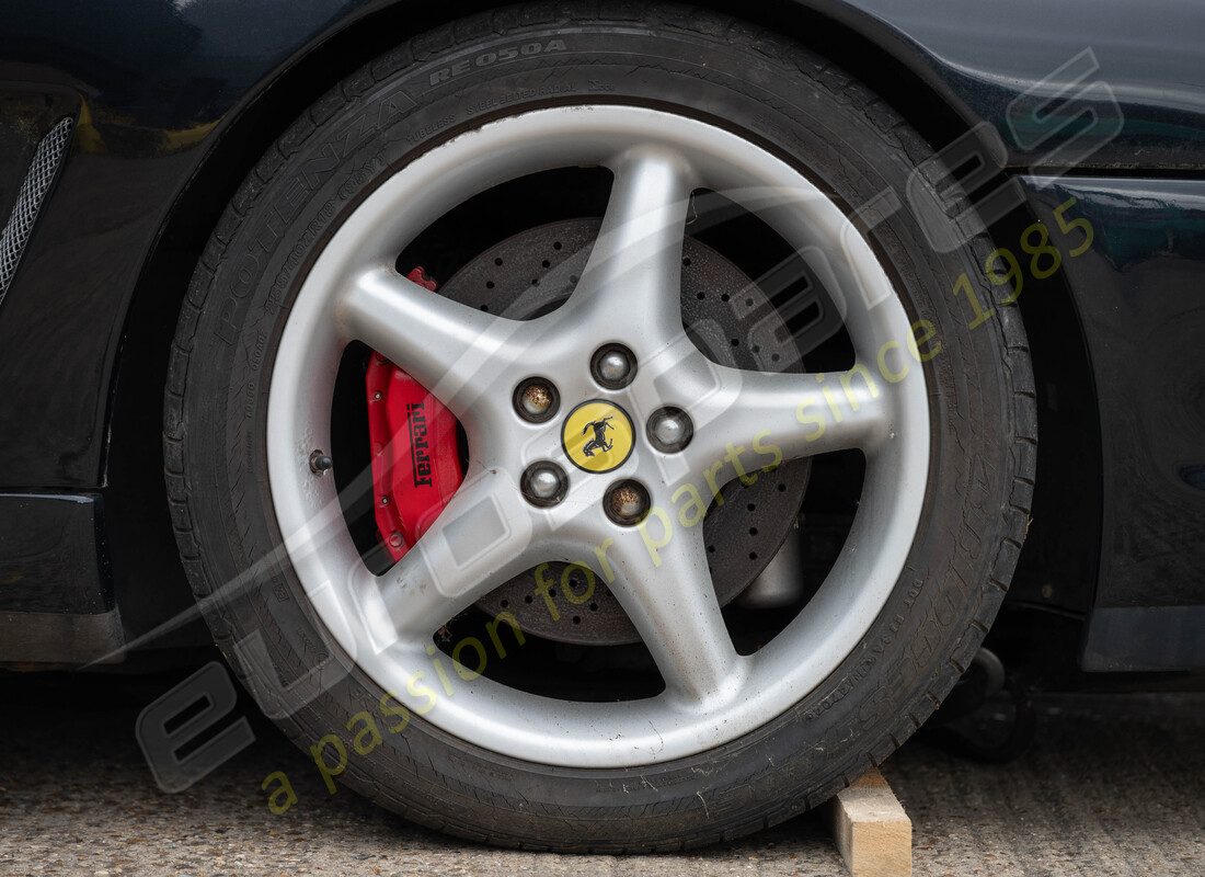 ferrari 550 maranello con 122523, preparándose para desmantelar #35