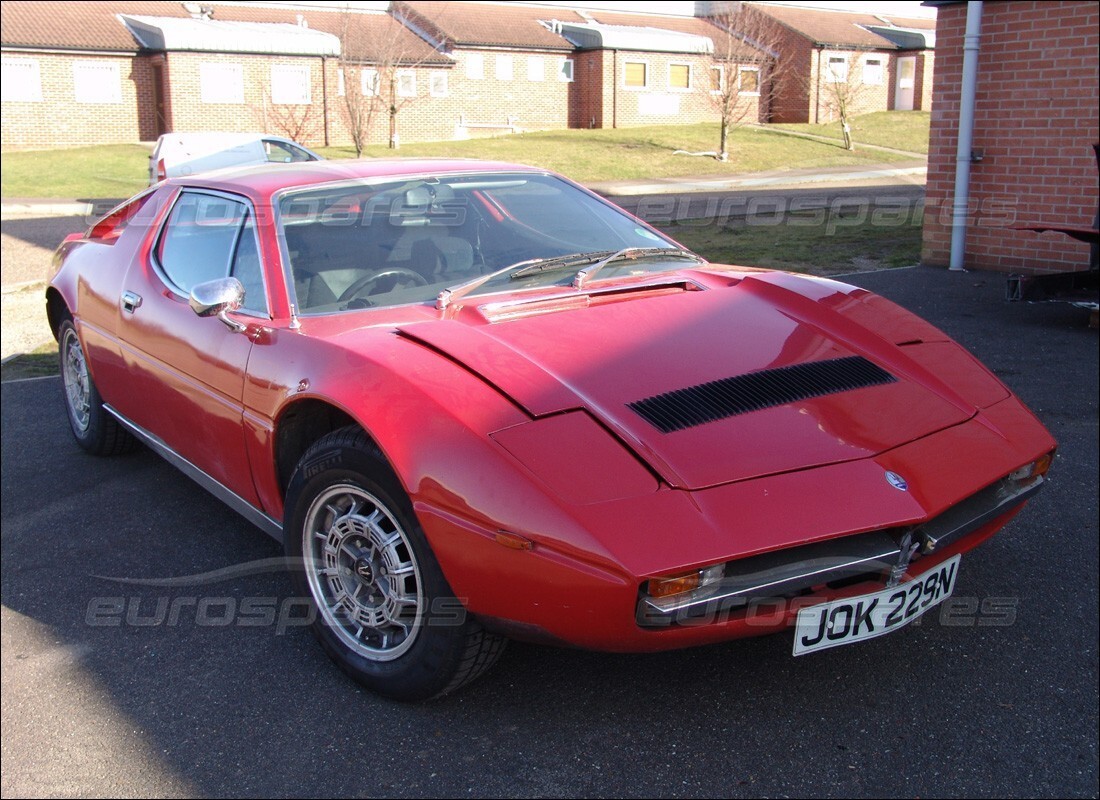 maserati merak 3.0 preparándose para el desmantelamiento en eurospares