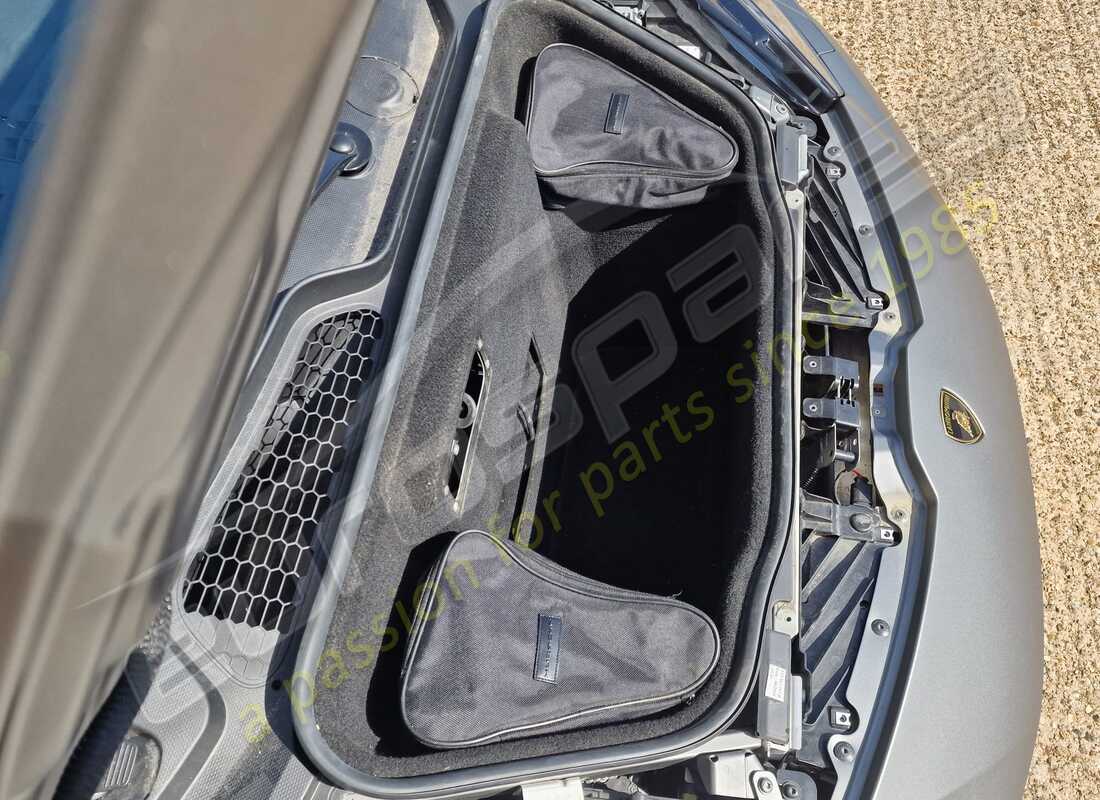 lamborghini 2017 (lp610-4 spyder) con 21,701 kilómetros, en preparación para desmantelamiento #17