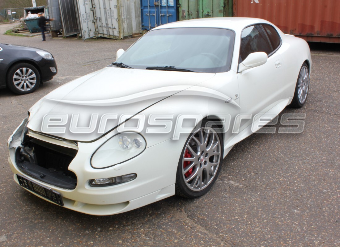 maserati 4200 gransport (2005) preparándose para el desmantelamiento en eurospares