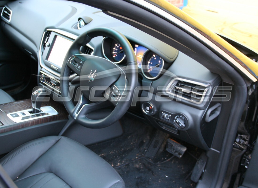 maserati qtp. v6 3.0 tds 250bhp 2014 con 1,258 miles, preparándose para desmantelar #5