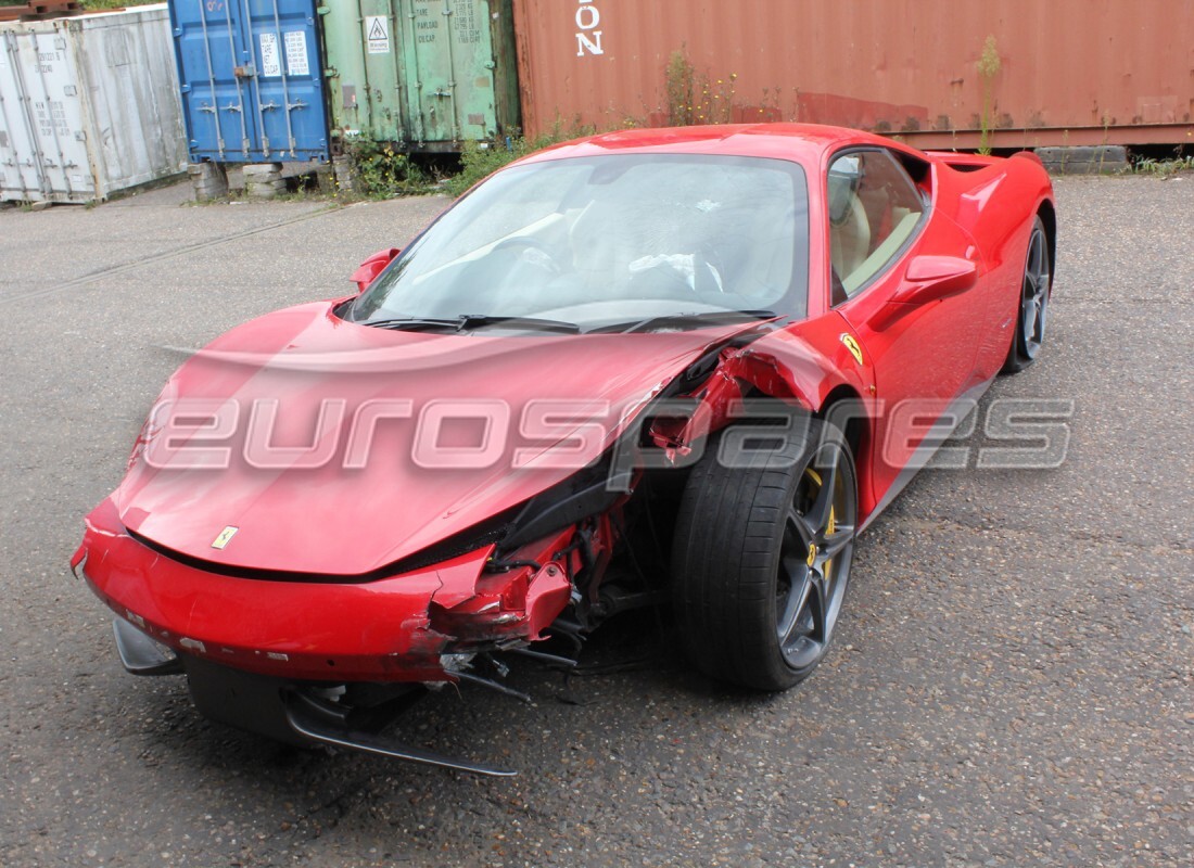 ferrari 458 italia (europe) preparándose para el desmantelamiento en eurospares