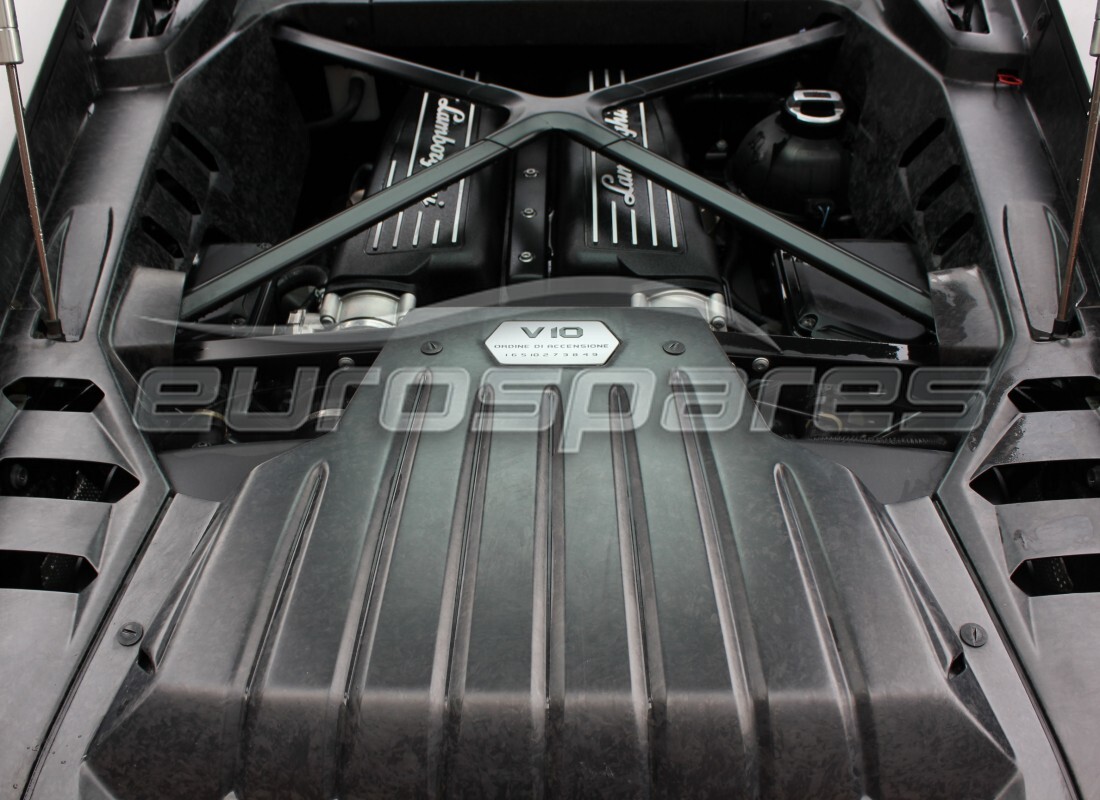 lamborghini 2016 (lp610-4 coupe) con 3,806 miles, preparándose para desmantelar #6