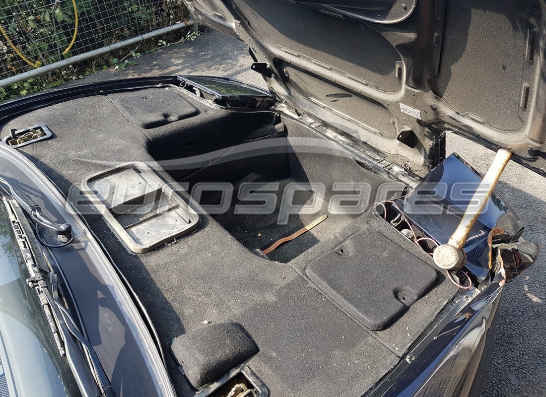 ferrari 355 (5.2 motronic) con 32,000 miles, preparándose para desmantelar #7
