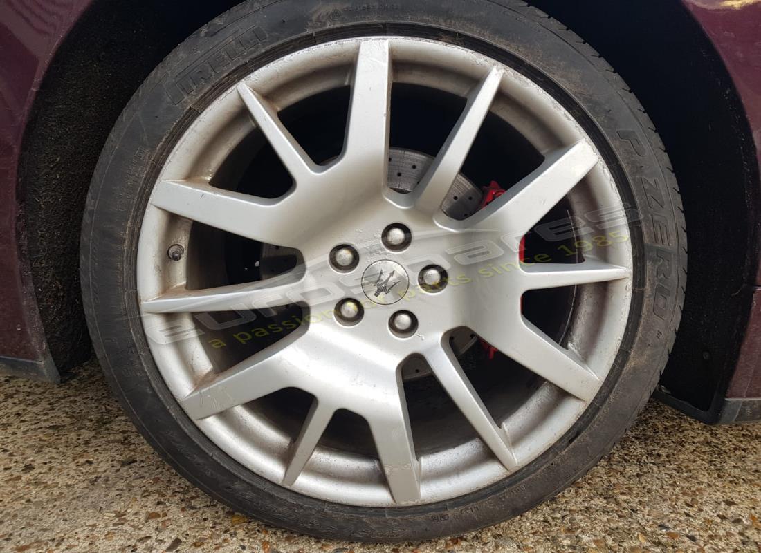 maserati granturismo (2008) con 75,001 miles, preparándose para desmantelar #15