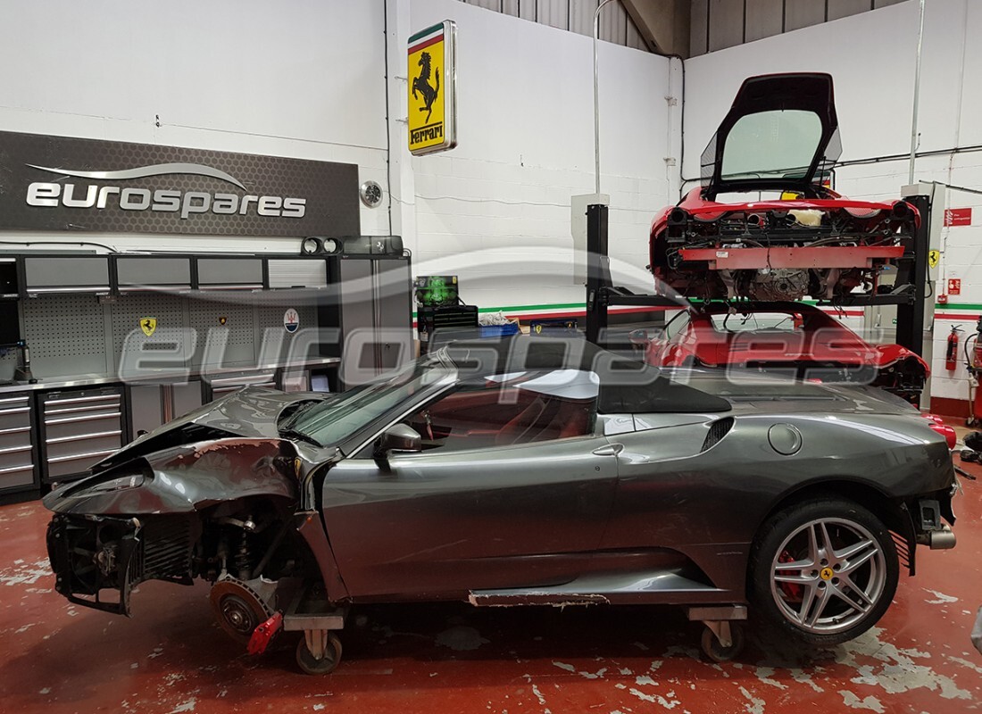 ferrari f430 spider (europe) con 31,139 miles, preparándose para desmantelar #2